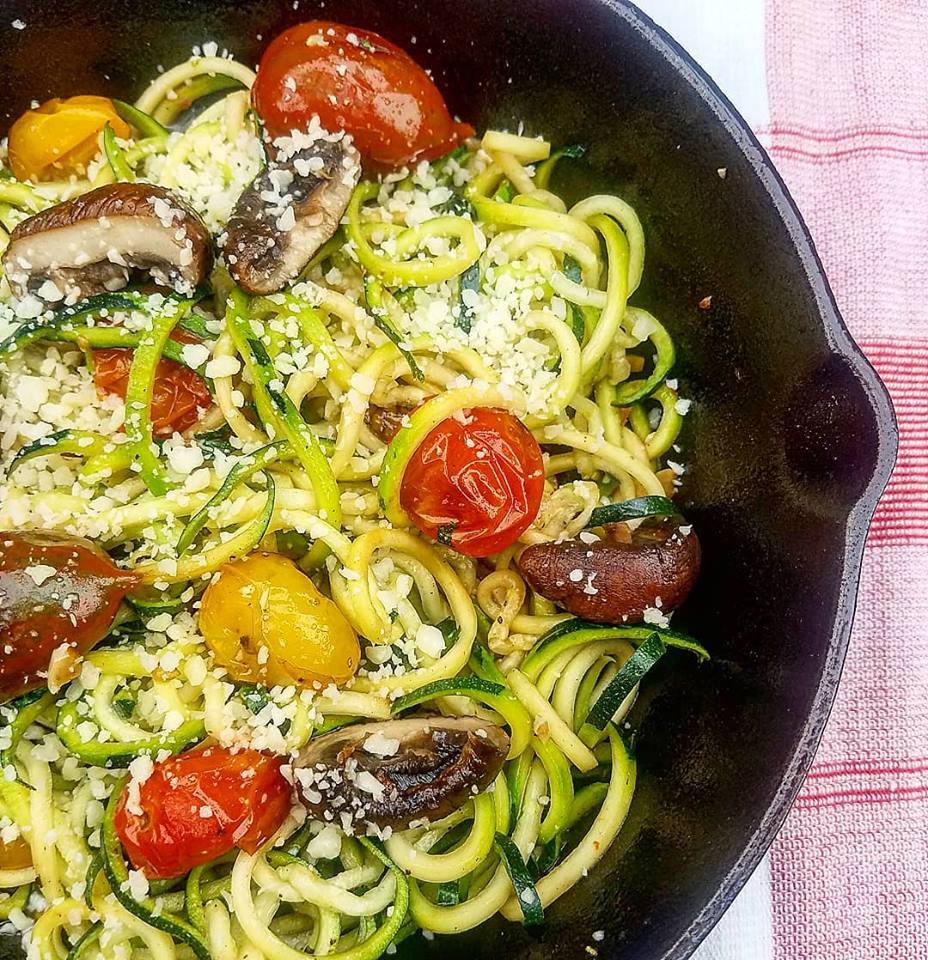 Raw Zoodles with Caramelized Tomatoes and Mushrooms