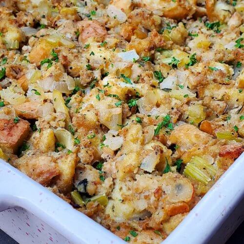 Sausage and Apple Stuffing | Lite Cravings | WW Recipes