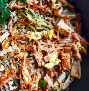 Healthy Pad Thai | Lite Cravings | WW Recipes