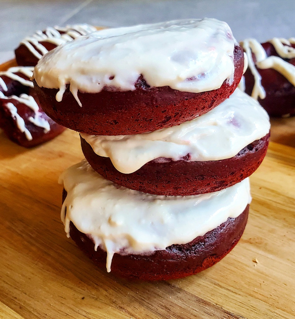 Red Velvet Donuts - Lite Cravings