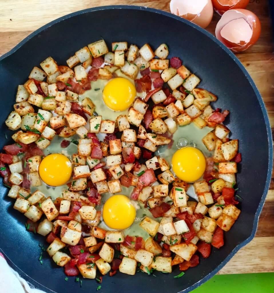 Potato, Egg and Bacon Breakfast Skillet - Cozy Cravings